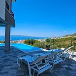 La Mar Μακάρσκα