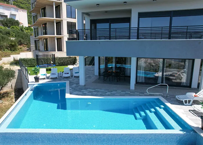 فيلة La Mar ماكارسكا