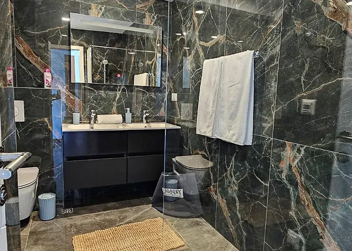 La Mar * ماكارسكا