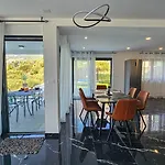 La Mar Villa *